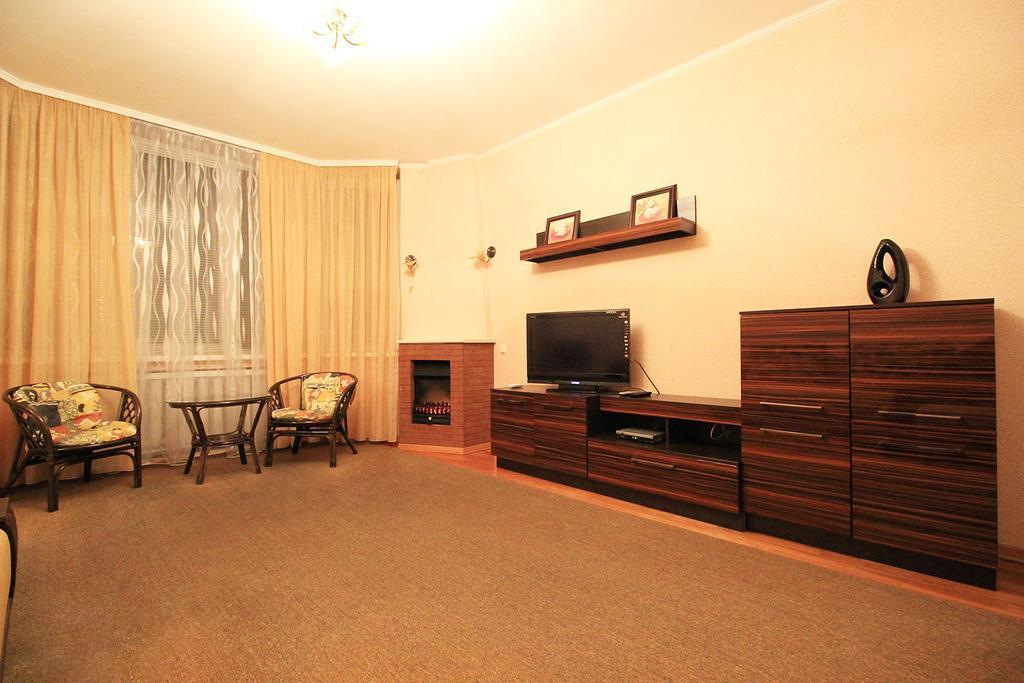 Apartment Poznyaky-Bazhana Киев Экстерьер фото