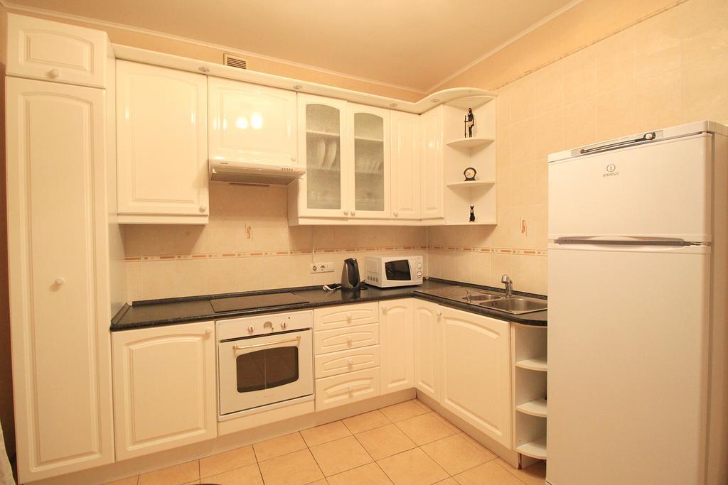 Apartment Poznyaky-Bazhana Киев Экстерьер фото