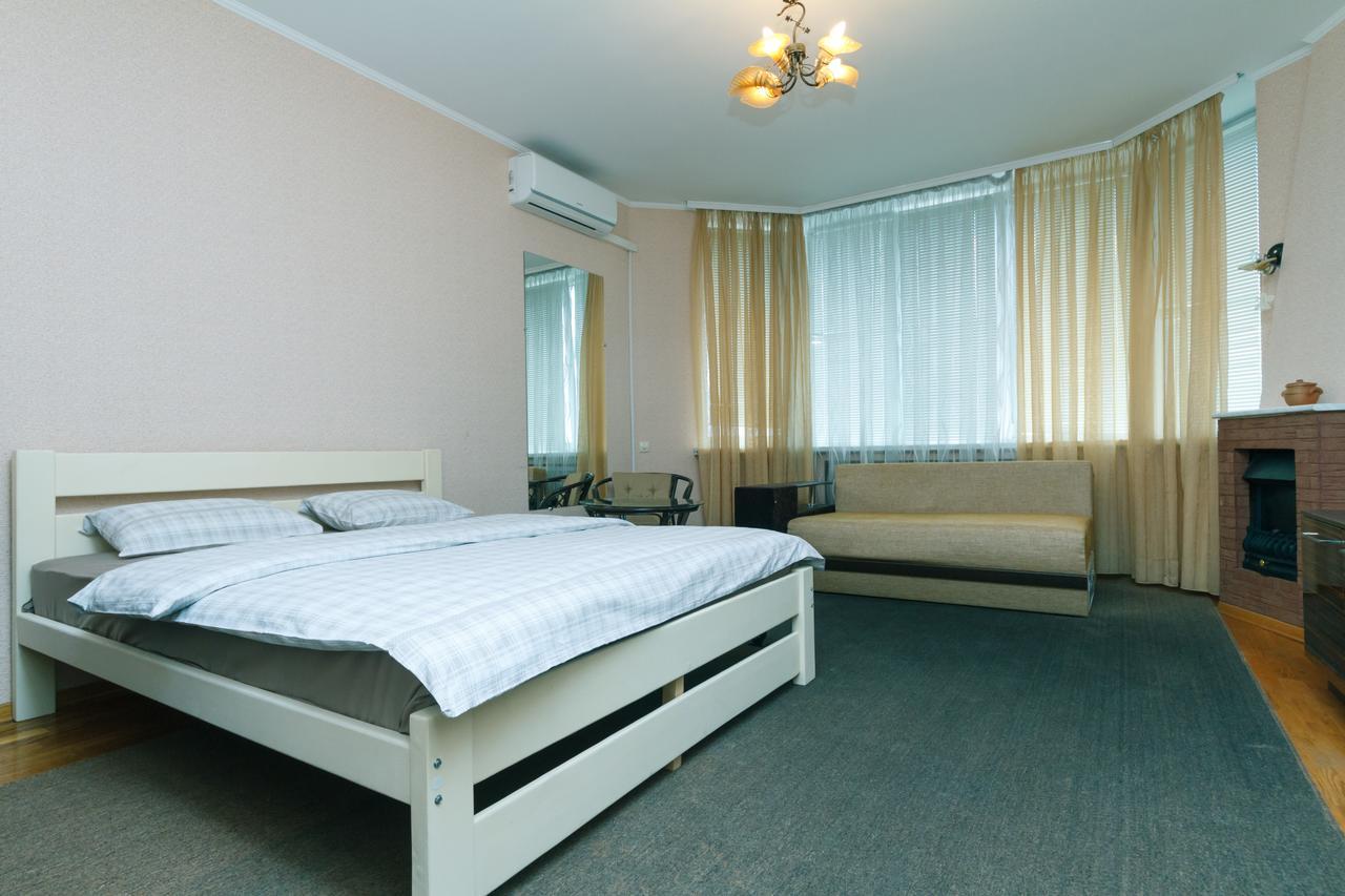 Apartment Poznyaky-Bazhana Киев Экстерьер фото