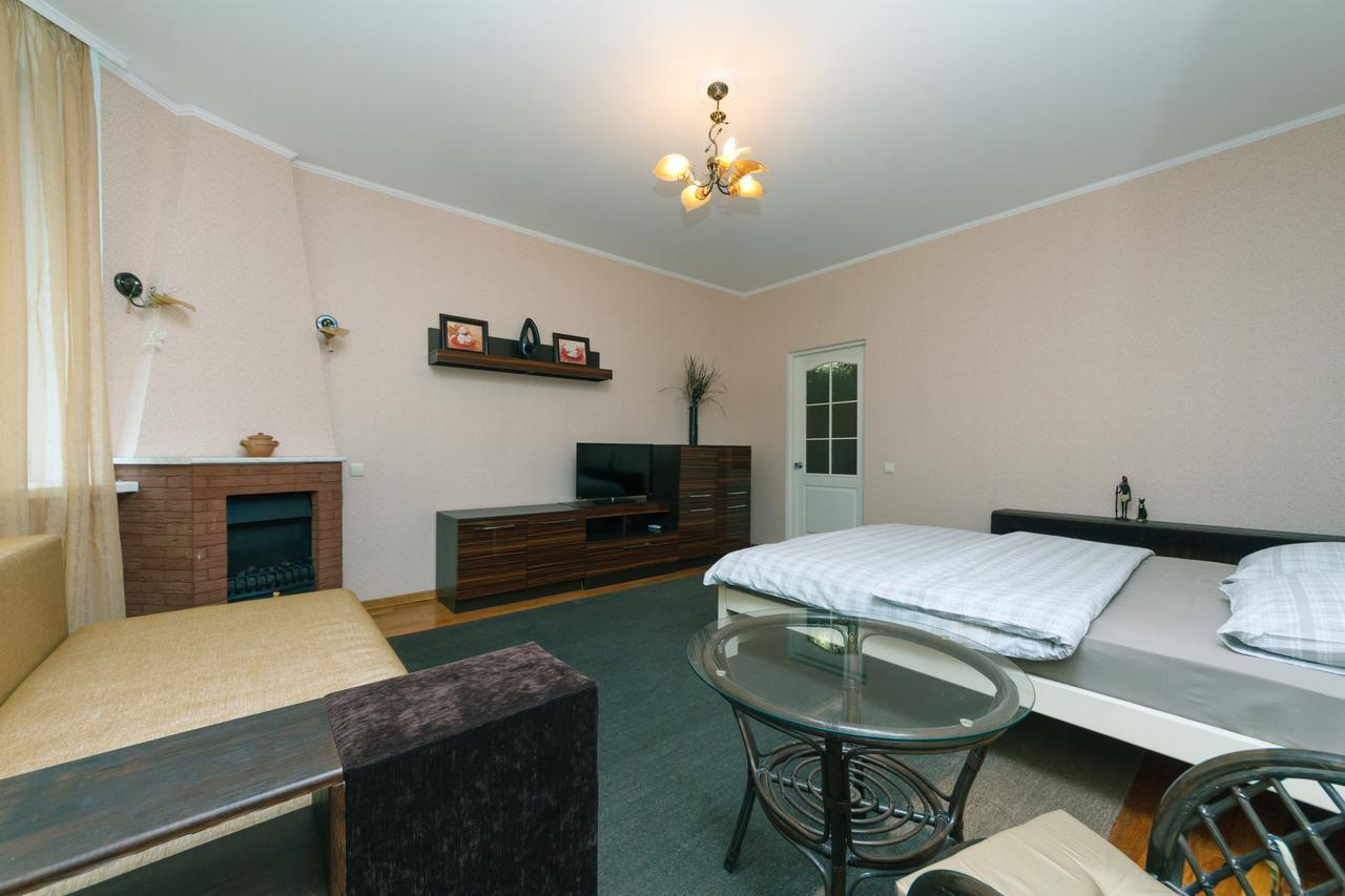 Apartment Poznyaky-Bazhana Киев Экстерьер фото
