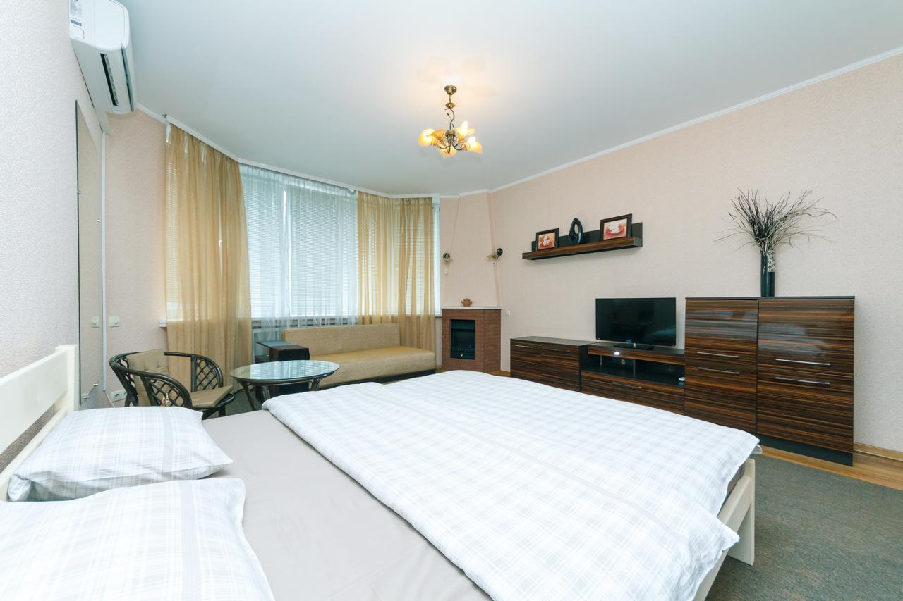 Apartment Poznyaky-Bazhana Киев Экстерьер фото