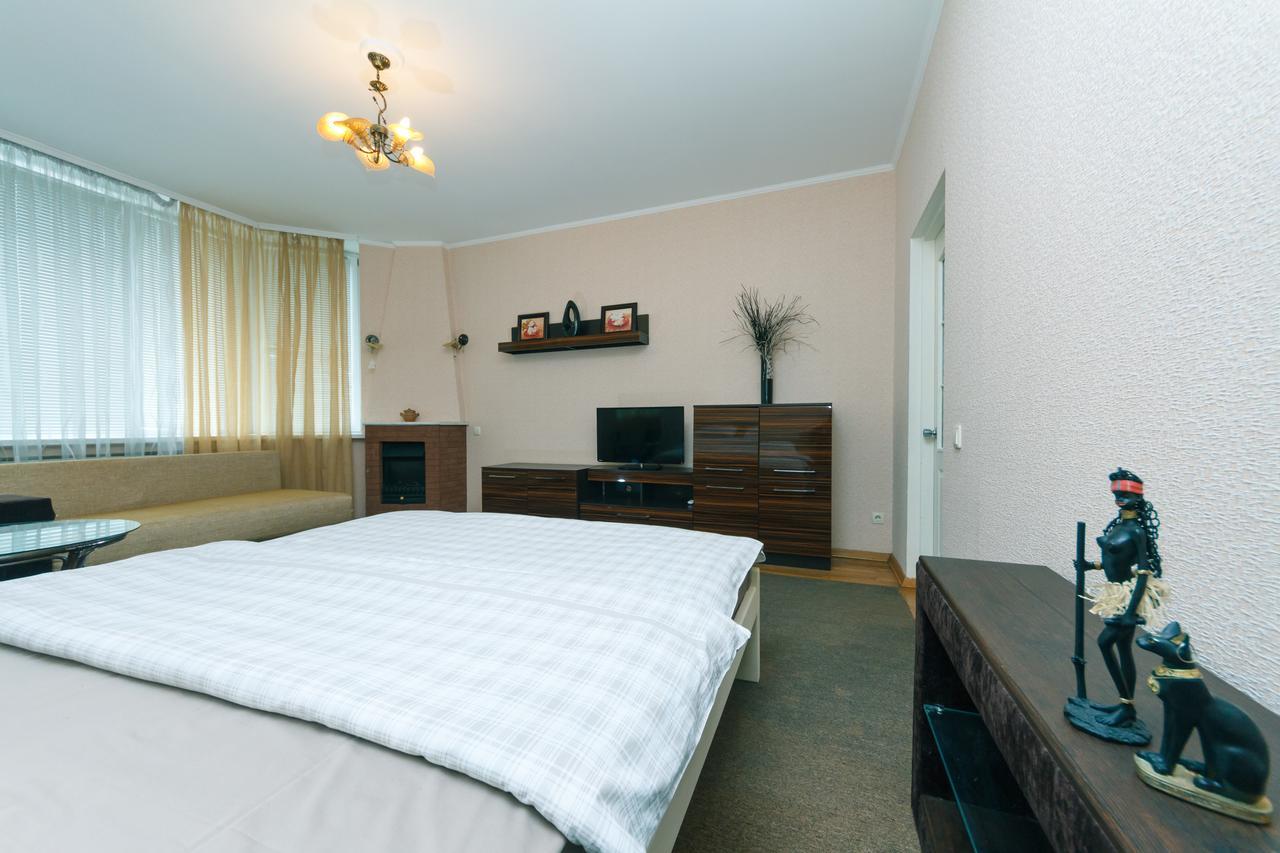 Apartment Poznyaky-Bazhana Киев Экстерьер фото