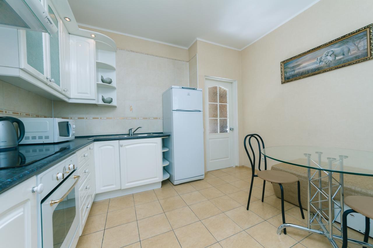 Apartment Poznyaky-Bazhana Киев Экстерьер фото